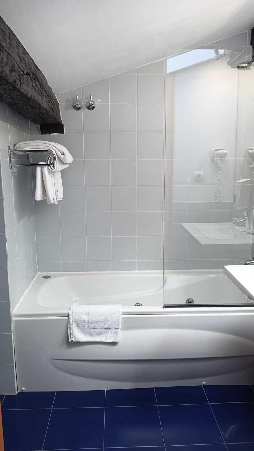 Gastro Hotel La Giraldilla Liérganes Pokój zdjęcie
